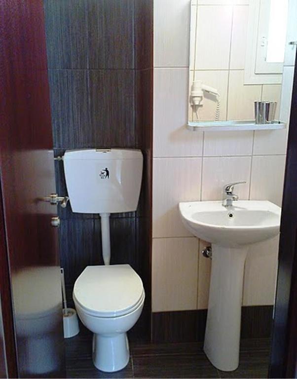 Marie Claire Studios Olympiakí Aktí Kamer foto